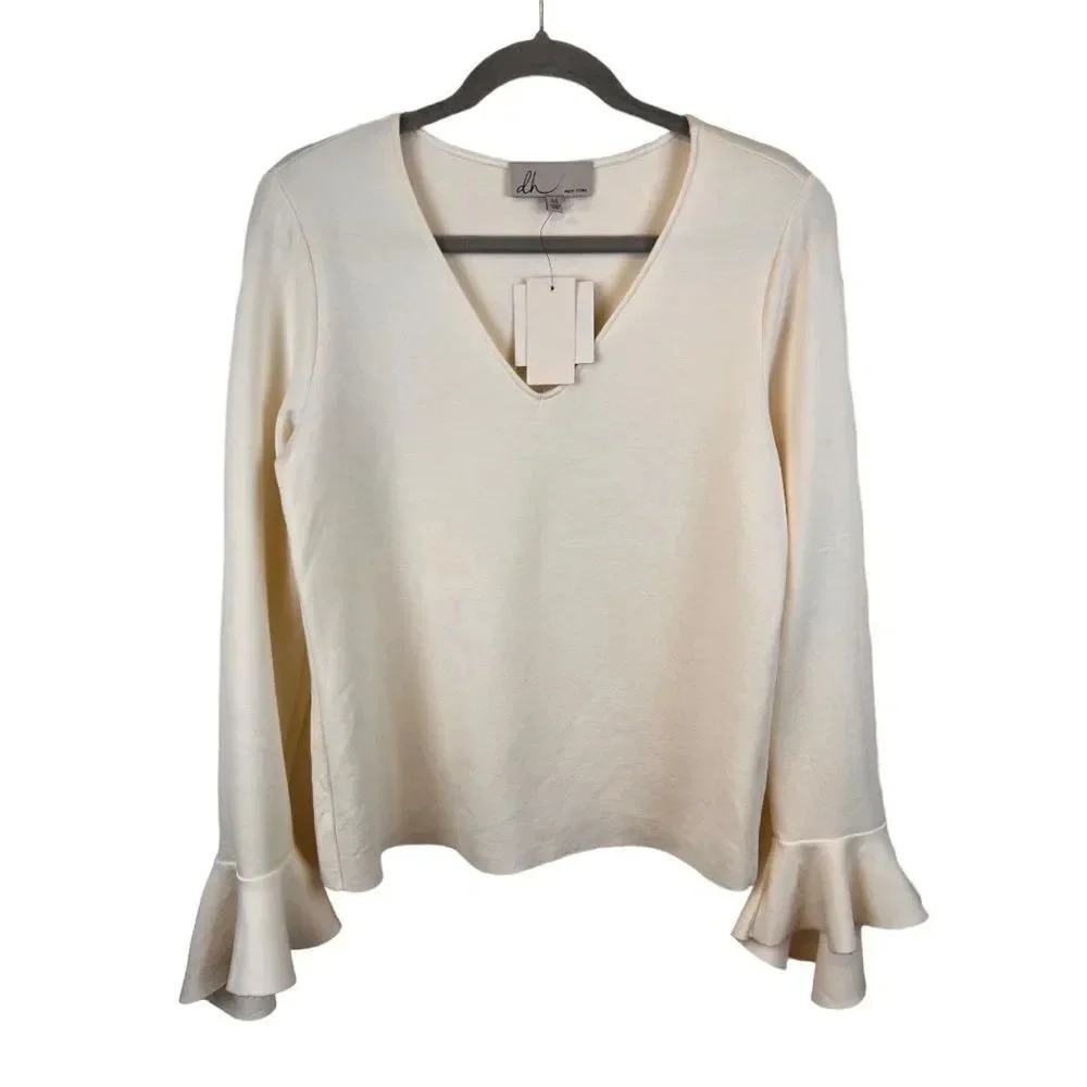DH New York Pearl ruffle sleeve top Sz M New